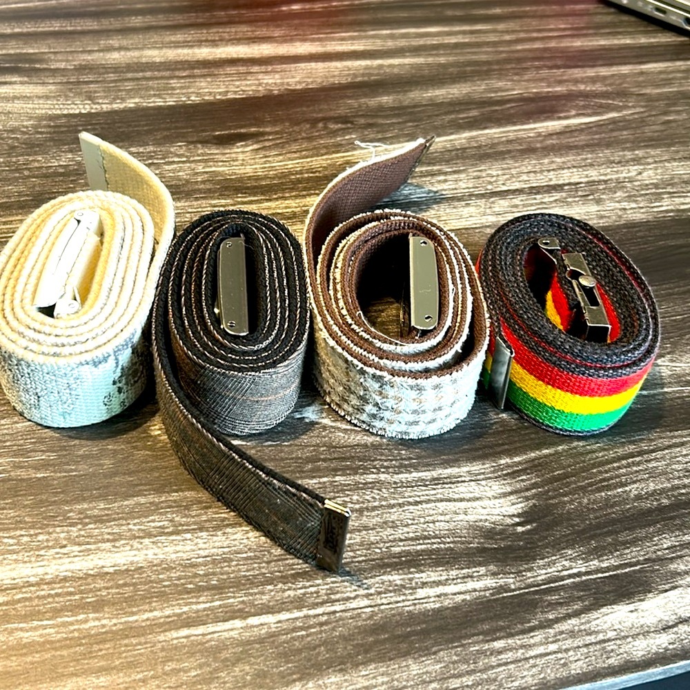 Men's Multi-Color Buckle Belt Set - Picture 2 of 3